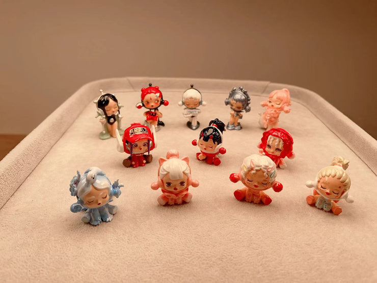 Small Figures Collection