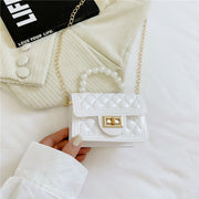 Small girl purse with waering chain and cute handle